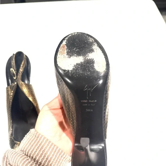 Giuseppe Zanotti Gold Snake Print Peep Toe Slingback Heels - Picture 6 of 7